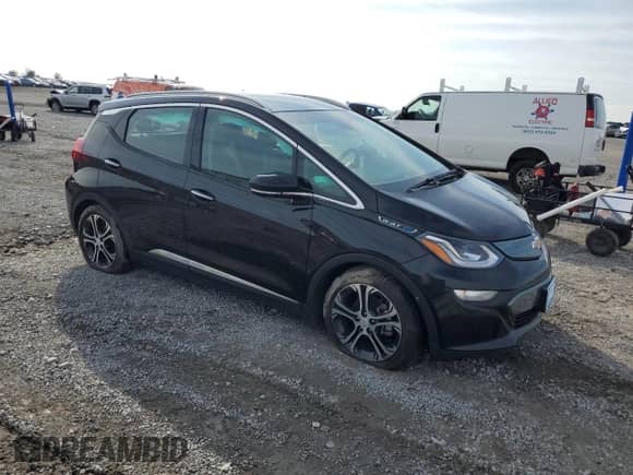 2017 Chevrolet Bolt EV Premier с VIN 1G1FX6S0XH4155027, выставлен на аукционе Copart как лот 81577145 с пробегом 52 043 миль миль и Списание • Salvage title. История ставок и продаж доступна на DreamBid. Изображение 4.