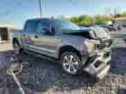 2020 Ford F-150 XL z VIN 1FTEW1EP3LFC19083, wystawiony jako Copart lot #83965395 z przebiegiem 61 018 mil mil oraz Szkoda całkowita • Salvage title. Historia ofert i sprzedaży dostępna na DreamBid. Obrazek 1.