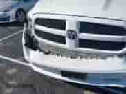 2014 Ram 1500 Express z VIN 1C6RR7KTXES168888, wystawiony jako IAAI lot #43242116 z przebiegiem 174 358 mil mil oraz . Historia ofert i sprzedaży dostępna na DreamBid. Obrazek 18.