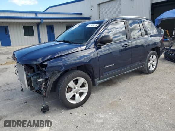 2014 Jeep Compass Sport z VIN 1C4NJCBB3ED679460, wystawiony jako Copart lot #87197415 z przebiegiem 117 309 mil mil oraz Szkoda całkowita • Salvage title. Historia ofert i sprzedaży dostępna na DreamBid. Obrazek 1.
