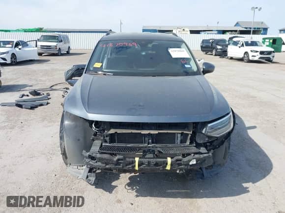 2023 Volkswagen Tiguan S с VIN 3VVRB7AX9PM132401, выставлен на аукционе IAAI как лот 41870969 с пробегом 40 533 миль миль и . История ставок и продаж доступна на DreamBid. Изображение 13.