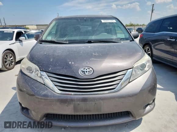 2012 Toyota Sienna XLE AAS с VIN 5TDYK3DC9CS236103, выставлен на аукционе Copart как лот 80805125 с пробегом 203 285 миль миль и Списание • Salvage title. История ставок и продаж доступна на DreamBid. Изображение 5.
