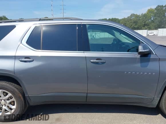 2021 Chevrolet Traverse LT с VIN 1GNERHKW3MJ220932, выставлен на аукционе IAAI как лот 43192677 с пробегом 105 675 миль миль и . История ставок и продаж доступна на DreamBid. Изображение 13.