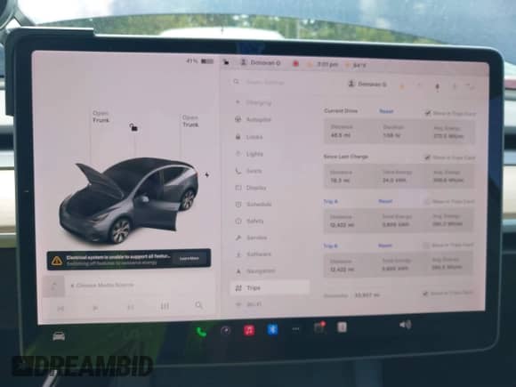 2021 Tesla Model Y Long Range with VIN 5YJYGAEE6MF251590, listed as a IAAI auction lot 43066576 with 33,937 mi miles and . Bid and sale history available at DreamBid. Image 7.