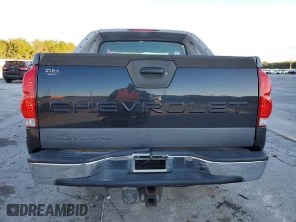 2004 Chevrolet Avalanche с VIN 3GNEC12T04G309941, выставлен на аукционе Copart как лот 90379535 с пробегом 159 035 миль миль и Чистый • Clean title. История ставок и продаж доступна на DreamBid. Изображение 6.