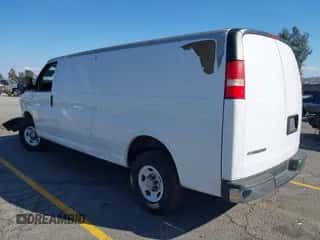 2008 Chevrolet Express Cargo с VIN 1GCHG39K681133713, выставлен на аукционе IAAI как лот 43304856 с пробегом 125 324 миль миль и . История ставок и продаж доступна на DreamBid. Изображение 3.
