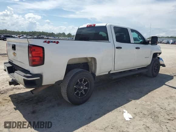 2019 Chevrolet Silverado 2500HD Work Truck z VIN 1GC1KREG7KF280556, wystawiony jako Copart lot #61862254 z przebiegiem 225 660 mil mil oraz Szkoda całkowita • Salvage title. Historia ofert i sprzedaży dostępna na DreamBid. Obrazek 3.