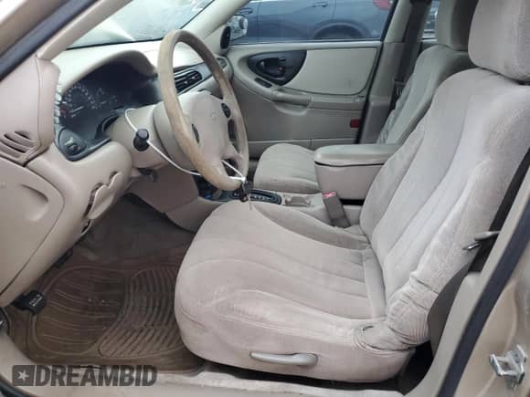 2004 Chevrolet Malibu Classic с VIN 1G1ND52F14M700223, выставлен на аукционе Copart как лот 83211884 с пробегом 247 529 миль миль и Списание • Salvage title. История ставок и продаж доступна на DreamBid. Изображение 7.