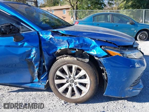 2019 Toyota Camry SE z VIN 4T1B11HK3KU227689, wystawiony jako IAAI lot #43454707 z przebiegiem 48 165 mil mil oraz . Historia ofert i sprzedaży dostępna na DreamBid. Obrazek 18.