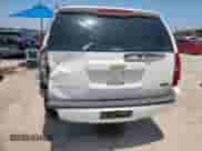 2007 Chevrolet Suburban LS с VIN 1GNFC16J47R248109, выставлен на аукционе Copart как лот 65605015 с пробегом Не указан миль и Списание • Salvage title. История ставок и продаж доступна на DreamBid. Изображение 6.