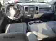 2018 Ram 1500 Tradesman z VIN 3C6RR6KT6JG269700, wystawiony jako Copart lot #47265585 z przebiegiem 42 600 mil mil oraz Szkoda całkowita • Salvage title. Historia ofert i sprzedaży dostępna na DreamBid. Obrazek 8.