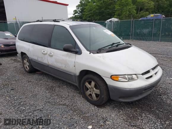 1998 Dodge Grand Caravan с VIN 1B4GT54L1WB602522, выставлен на аукционе IAAI как лот 42518742 с пробегом Не указан миль и . История ставок и продаж доступна на DreamBid. Изображение 1.