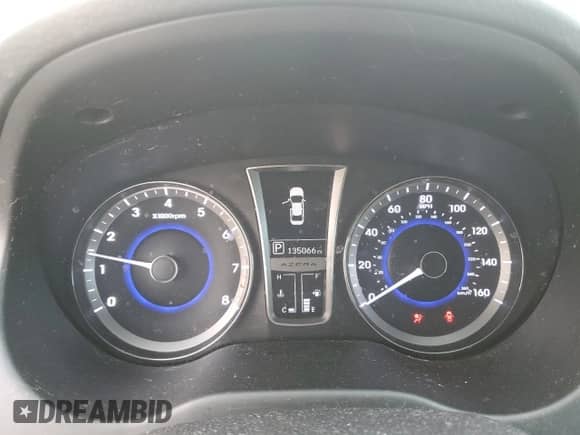 2012 Hyundai Azera с VIN KMHFH4JG8CA153824, выставлен на аукционе Copart как лот 81853244 с пробегом 135 066 миль миль и Чистый • Clean title. История ставок и продаж доступна на DreamBid. Изображение 9.