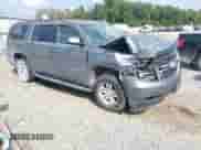 2019 Chevrolet Suburban LT z VIN 1GNSKHKC1KR402799, wystawiony jako IAAI lot #43265120 z przebiegiem 131 870 mil mil oraz . Historia ofert i sprzedaży dostępna na DreamBid. Obrazek 1.