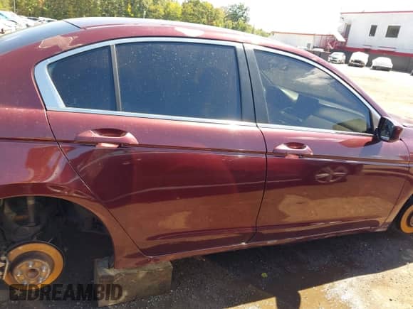 2008 Honda Accord EX с VIN 1HGCP26758A052305, выставлен на аукционе IAAI как лот 43169418 с пробегом 220 765 миль миль и . История ставок и продаж доступна на DreamBid. Изображение 12.