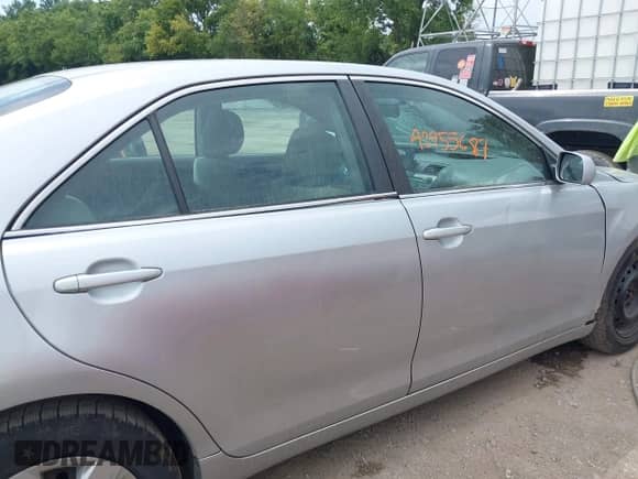 2007 Toyota Camry CE с VIN 4T1BE46K37U717730, выставлен на аукционе IAAI как лот 42955687 с пробегом 126 769 миль миль и . История ставок и продаж доступна на DreamBid. Изображение 13.