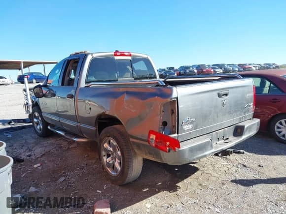 2005 Dodge 1500 SLT с VIN 1D7HU18D45S154443, выставлен на аукционе IAAI как лот 43463136 с пробегом 216 808 миль миль и . История ставок и продаж доступна на DreamBid. Изображение 14.