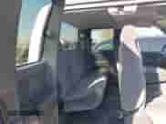 2004 GMC Sierra 1500 SLT с VIN 2GTEK19T741248095, выставлен на аукционе IAAI как лот 41777742 с пробегом 142 612 миль миль и . История ставок и продаж доступна на DreamBid. Изображение 8.