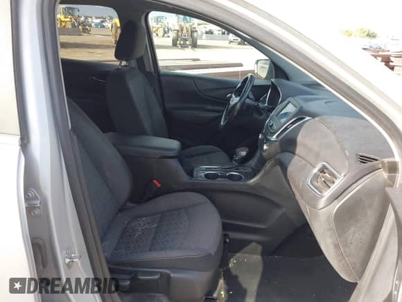 2022 Chevrolet Equinox LT с VIN 2GNAXJEV7N6135010, выставлен на аукционе IAAI как лот 43404328 с пробегом 166 354 миль миль и . История ставок и продаж доступна на DreamBid. Изображение 5.
