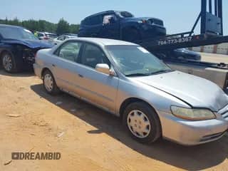 2001 Honda Accord LX z VIN JHMCG66531C011667, wystawiony jako IAAI lot #42602475 z przebiegiem 215 567 mil mil oraz . Historia ofert i sprzedaży dostępna na DreamBid. Obrazek 1.