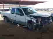 2005 GMC Sierra 1500 SLE с VIN 1GTEC19T55Z305299, выставлен на аукционе IAAI как лот 42211248 с пробегом 154 222 миль миль и . История ставок и продаж доступна на DreamBid. Изображение 1.