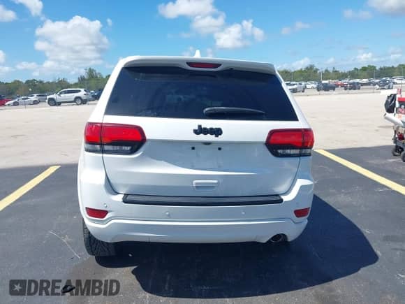 2018 Jeep Grand Cherokee Altitude with VIN 1C4RJEAG7JC252759, listed as a IAAI auction lot 43305515 with 67,924 mi miles and . Bid and sale history available at DreamBid. Image 17.