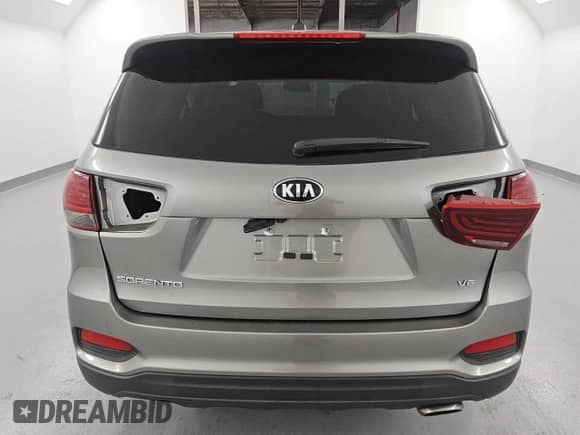 2019 Kia Sorento LX with VIN 5XYPGDA5XKG474305, listed as a Copart auction lot 64389205 with 112,724 mi miles and Clean title. Bid and sale history available at DreamBid. Image 6.