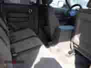 2008 Dodge Nitro SXT z VIN 1D8GT28K78W274510, wystawiony jako IAAI lot #43472330 z przebiegiem 200 084 mil mil oraz . Historia ofert i sprzedaży dostępna na DreamBid. Obrazek 8.