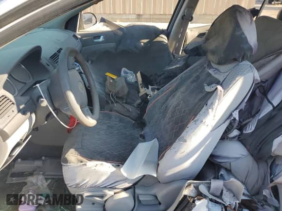 2005 Chevrolet Cobalt LS with VIN 1G1AL52F657568075, listed as a Copart auction lot 70746865 with Not provided miles and Salvage title. Bid and sale history available at DreamBid. Image 7.
