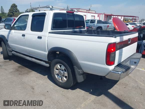 2000 Nissan Frontier XE с VIN 1N6ED27T9YC432759, выставлен на аукционе IAAI как лот 42930135 с пробегом 178 608 миль миль и . История ставок и продаж доступна на DreamBid. Изображение 3.