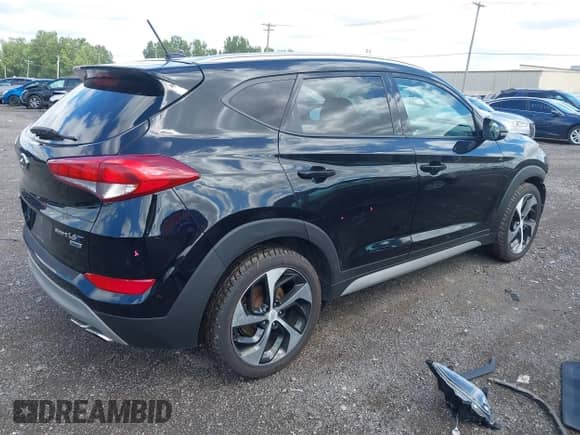 2017 Hyundai Tucson Limited z VIN KM8J3CA23HU587050, wystawiony jako IAAI lot #43007269 z przebiegiem 72 816 mil mil oraz . Historia ofert i sprzedaży dostępna na DreamBid. Obrazek 4.