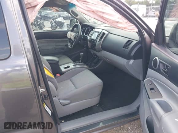 2015 Toyota Tacoma PreRunner with VIN 5TFTU4GN7FX086935, listed as a IAAI auction lot 43307807 with 200,000 mi miles and . Bid and sale history available at DreamBid. Image 5.