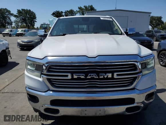 2020 Ram 1500 Laramie z VIN 1C6SRFJT5LN243327, wystawiony jako Copart lot #59978345 z przebiegiem 254 317 mil mil oraz Szkoda całkowita • Salvage title. Historia ofert i sprzedaży dostępna na DreamBid. Obrazek 5.