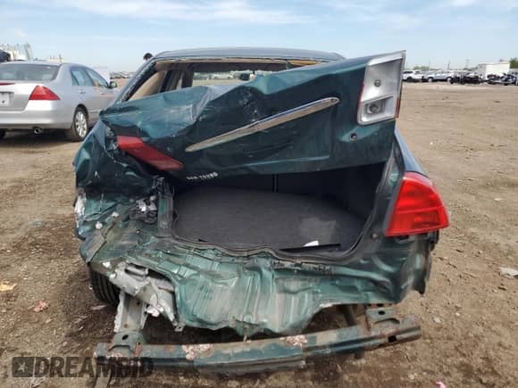 2001 Honda Civic с VIN JHMES16231S002165, выставлен на аукционе Copart как лот 56544965 с пробегом 103 142 миль миль и Списание • Salvage title. История ставок и продаж доступна на DreamBid. Изображение 6.