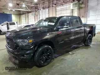 2021 Ram 1500 Big Horn z VIN 1C6RRFFG1MN774522, wystawiony jako Copart lot #87945765 z przebiegiem 26 691 mil mil oraz Nie do naprawy • Non repairable. Historia ofert i sprzedaży dostępna na DreamBid. Obrazek 1.