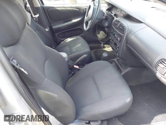 2005 Dodge Neon SE с VIN 1B3ES26C25D153235, выставлен на аукционе IAAI как лот 42363506 с пробегом 53 604 миль миль и . История ставок и продаж доступна на DreamBid. Изображение 5.