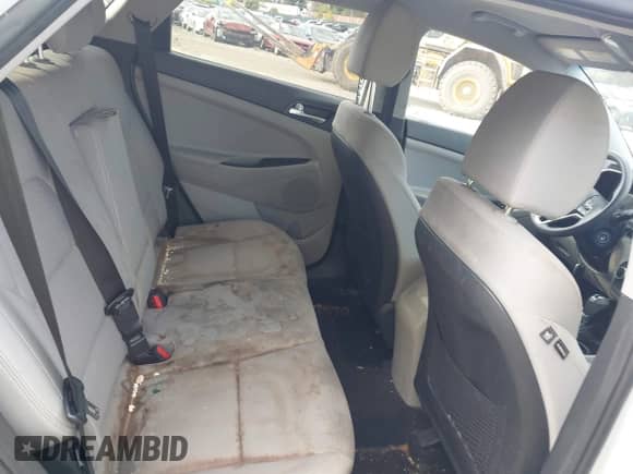 2019 Hyundai Tucson SE with VIN KM8J2CA49KU853120, listed as a IAAI auction lot 43546415 with 98,089 mi miles and . Bid and sale history available at DreamBid. Image 8.