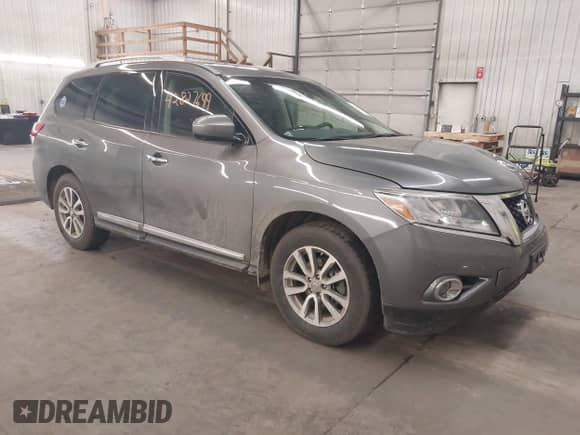 2015 Nissan Pathfinder SL with VIN 5N1AR2MM8FC629639, listed as a IAAI auction lot 42827699 with 136,001 mi miles and . Bid and sale history available at DreamBid. Image 1.