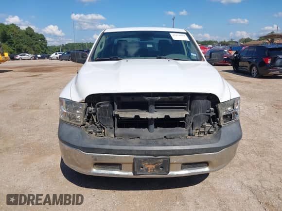 2017 Ram 1500 Tradesman z VIN 1C6RR6ST9HS605293, wystawiony jako IAAI lot #43151679 z przebiegiem 183 474 mil mil oraz . Historia ofert i sprzedaży dostępna na DreamBid. Obrazek 13.