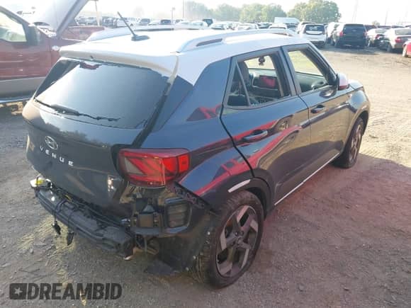 2025 Hyundai Venue Limited с VIN KMHRC8A36SU346311, выставлен на аукционе IAAI как лот 43020755 с пробегом 7 800 миль миль и . История ставок и продаж доступна на DreamBid. Изображение 4.