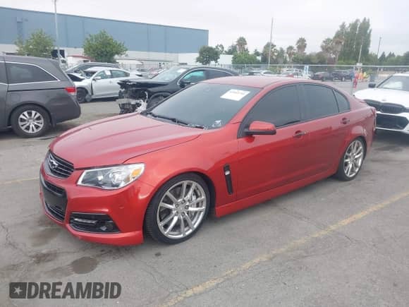 2015 Chevrolet SS z VIN 6G3F25RW3FL104047, wystawiony jako IAAI lot #42945745 z przebiegiem 68 889 mil mil oraz . Historia ofert i sprzedaży dostępna na DreamBid. Obrazek 2.