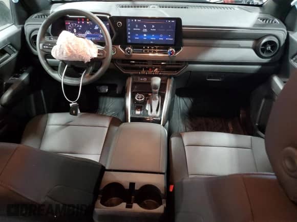 2024 Chevrolet Colorado 4WD Trail Boss with VIN 1GCPTEEK5R1168155, listed as a Copart auction lot 59720274 with 1,838 mi miles and Salvage title. Bid and sale history available at DreamBid. Image 8.