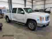 2010 GMC Sierra 1500 SLT z VIN 3GTRKWE35AG240729, wystawiony jako Copart lot #63497815 z przebiegiem 210 299 mil mil oraz Szkoda całkowita • Salvage title. Historia ofert i sprzedaży dostępna na DreamBid. Obrazek 4.