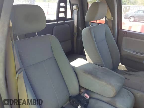 2005 Dodge Dakota ST с VIN 1D7HE22K35S281162, выставлен на аукционе IAAI как лот 43227258 с пробегом 249 021 миль миль и . История ставок и продаж доступна на DreamBid. Изображение 8.