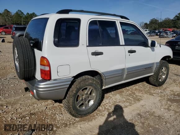 2002 Chevrolet Tracker LT с VIN 2CNBJ634526933020, выставлен на аукционе Copart как лот 45168425 с пробегом 148 287 миль миль и Списание • Salvage title. История ставок и продаж доступна на DreamBid. Изображение 3.