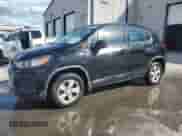 2017 Chevrolet Trax LS z VIN 3GNCJNSB4HL278041, wystawiony jako Copart lot #71124045 z przebiegiem 133 318 mil mil oraz Czysty tytuł • Clean title. Historia ofert i sprzedaży dostępna na DreamBid. Obrazek 1.