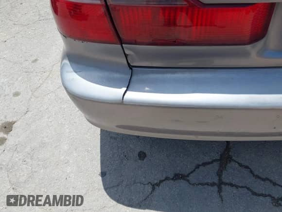 2000 Honda Accord LX с VIN 1HGCG1647YA038258, выставлен на аукционе IAAI как лот 42588839 с пробегом 145 598 миль миль и . История ставок и продаж доступна на DreamBid. Изображение 13.