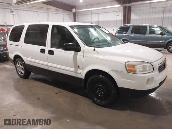 2005 Saturn Relay 2 with VIN 5GZDV03L35D290547, listed as a IAAI auction lot 42131202 with 231,279 mi miles and . Bid and sale history available at DreamBid. Image 1.