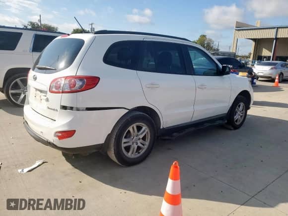 2010 Hyundai Santa Fe GLS z VIN 5NMSG3AB8AH392717, wystawiony jako Copart lot #81711175 z przebiegiem 171 345 mil mil oraz Szkoda całkowita • Salvage title. Historia ofert i sprzedaży dostępna na DreamBid. Obrazek 3.