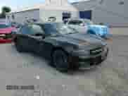 2015 Dodge Charger SE with VIN 2C3CDXFG1FH762857, listed as a Copart auction lot 70939295 with 170,821 mi miles and Salvage title. Bid and sale history available at DreamBid. Image 13.
